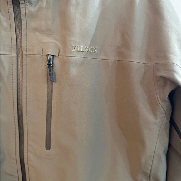 Filson LIKE NEW- Neoshell All weather XL - Picture 4 of 12